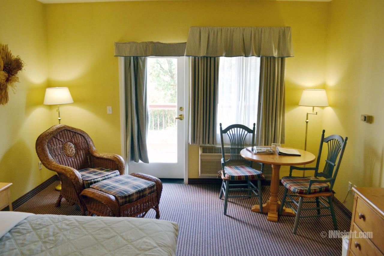 Sebastopol Inn Zewnętrze zdjęcie