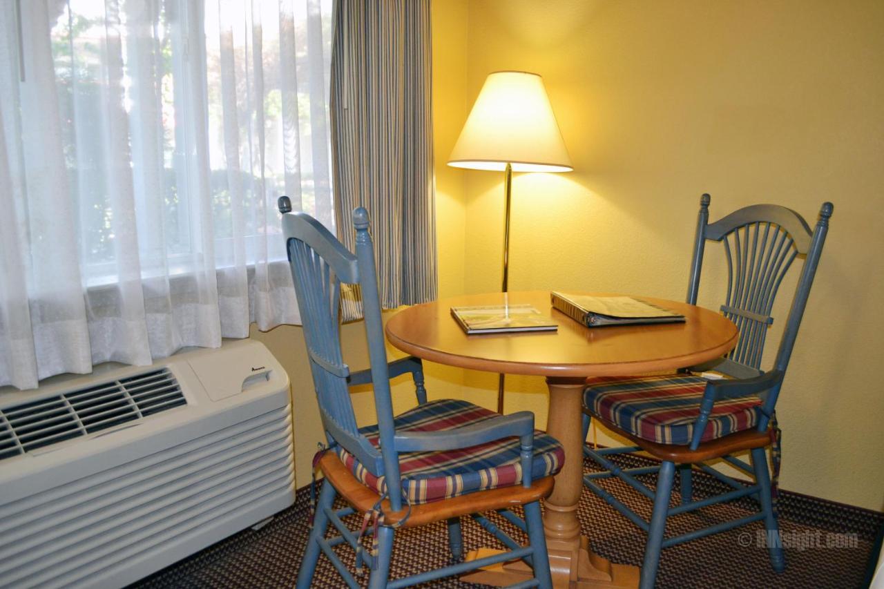 Sebastopol Inn Zewnętrze zdjęcie